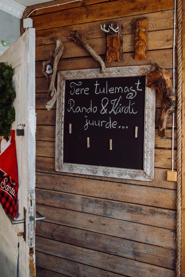 B&B Rando & Kaerdi Juures Oue Lyuganuse Eksteriør billede