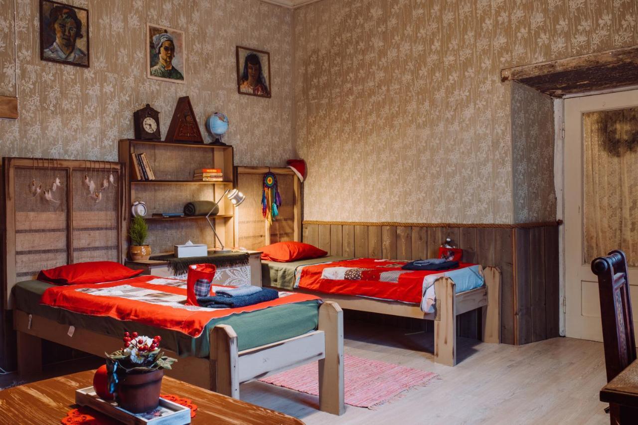 B&B Rando & Kaerdi Juures Oue Lyuganuse Eksteriør billede