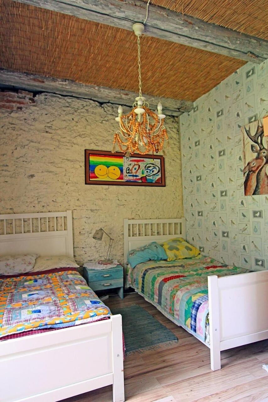 B&B Rando & Kaerdi Juures Oue Lyuganuse Eksteriør billede